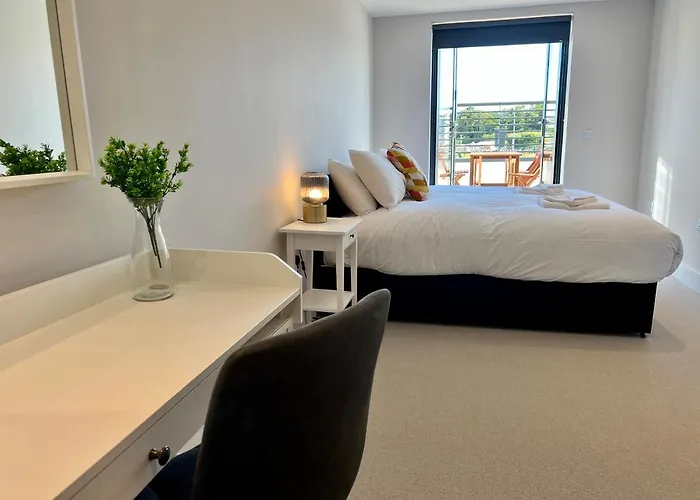 Sohot Stays Sea View Apartments
